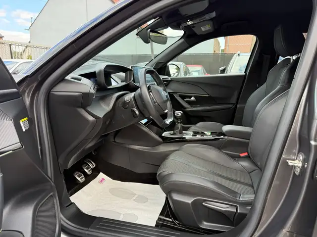 Peugeot 2008 view 14