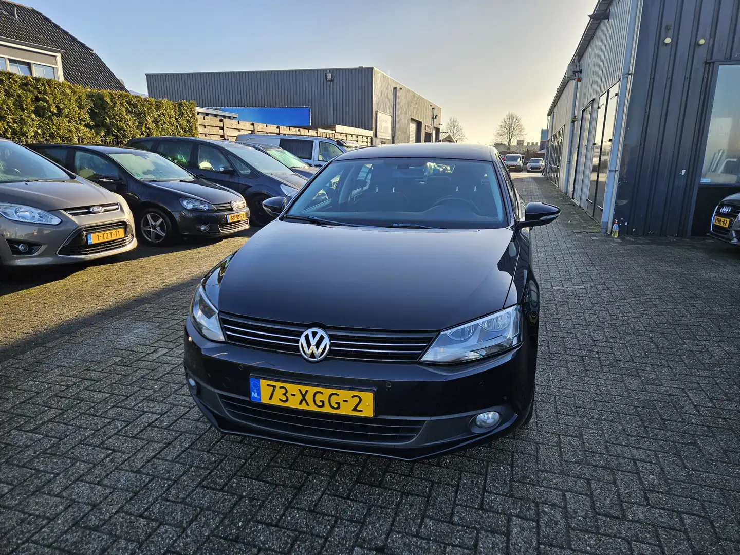 Volkswagen Jetta 1.2 TSI Comfort Executive Line Schwarz - 2