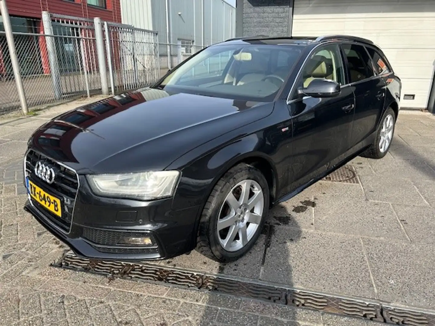 Audi A4 Avant 3.0 TDI quattro Pro Line S CLIMATE CONTROL I Schwarz - 2