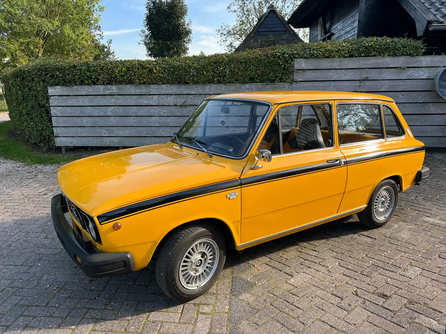 Volvo 340 66 GL 1.3 Жовтий - 2