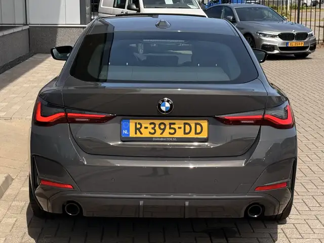 BMW 4 Series view 13