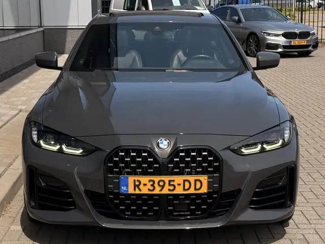 BMW 4 Series view 8