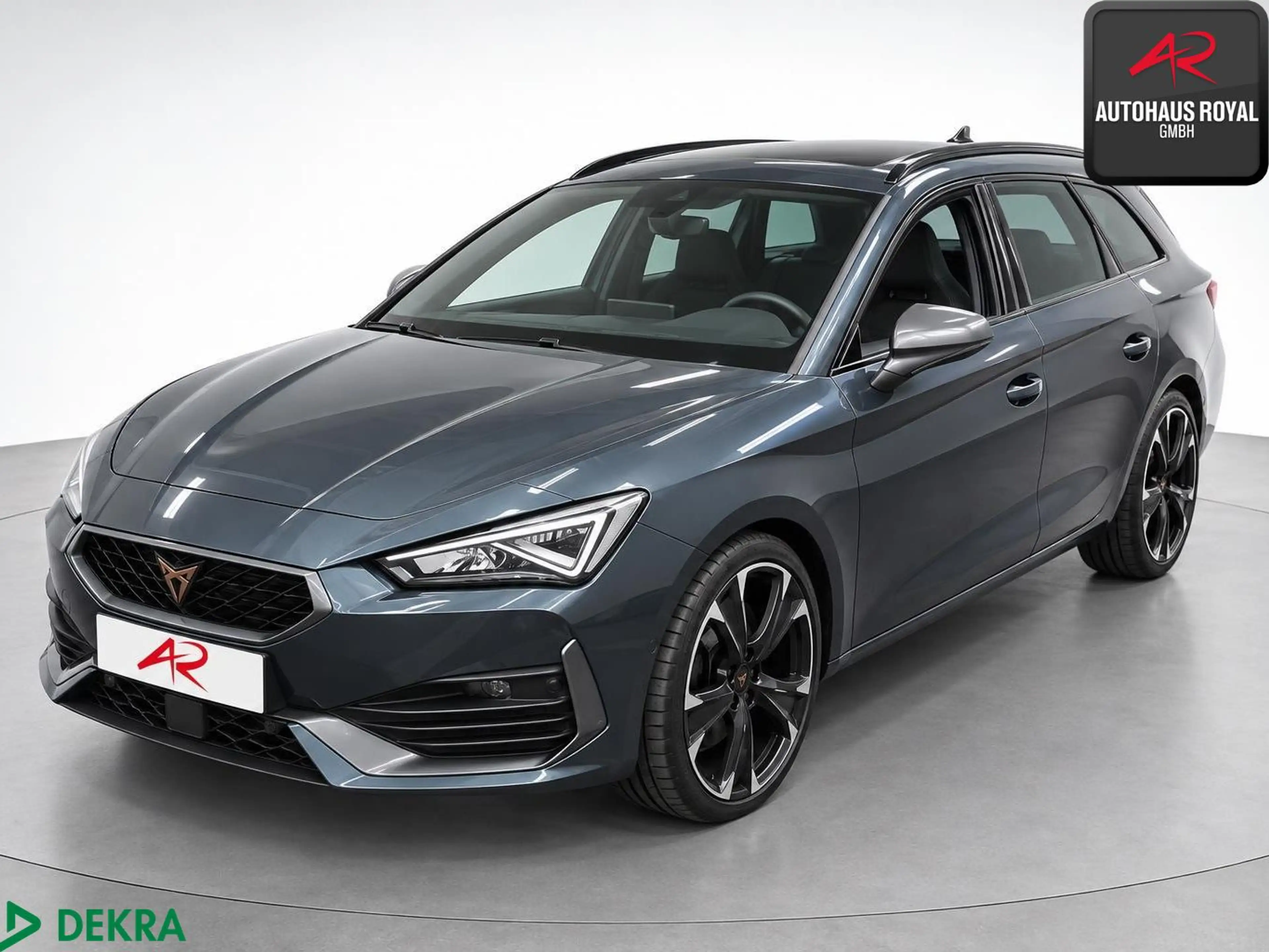 CUPRA Leon ST 2.0 TSI VZ KAMERA,PARKLENK,KESSY,CARPLAY