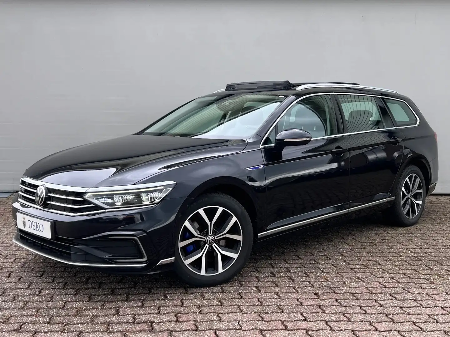 Volkswagen Passat Variant 1.4 PHEV GTE Highline, Panoramadak, Adap. Cruise Zwart - 1