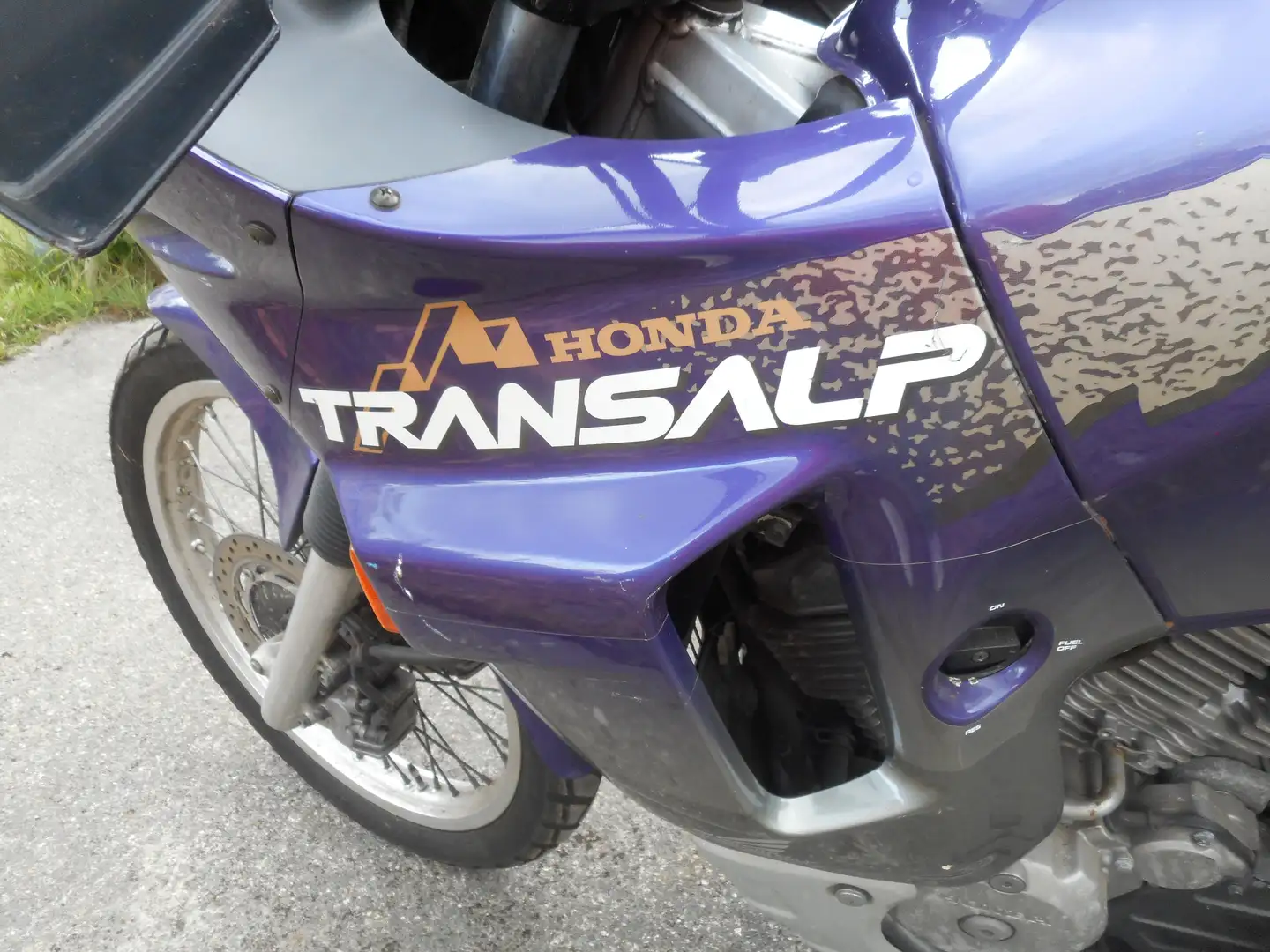 Honda Transalp XL600V Blauw - 1