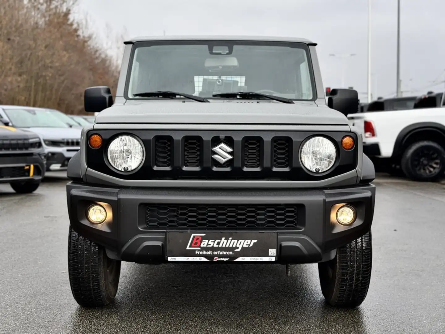 Suzuki Jimny 1,5 VVT Allgrip N1 Grau - 2