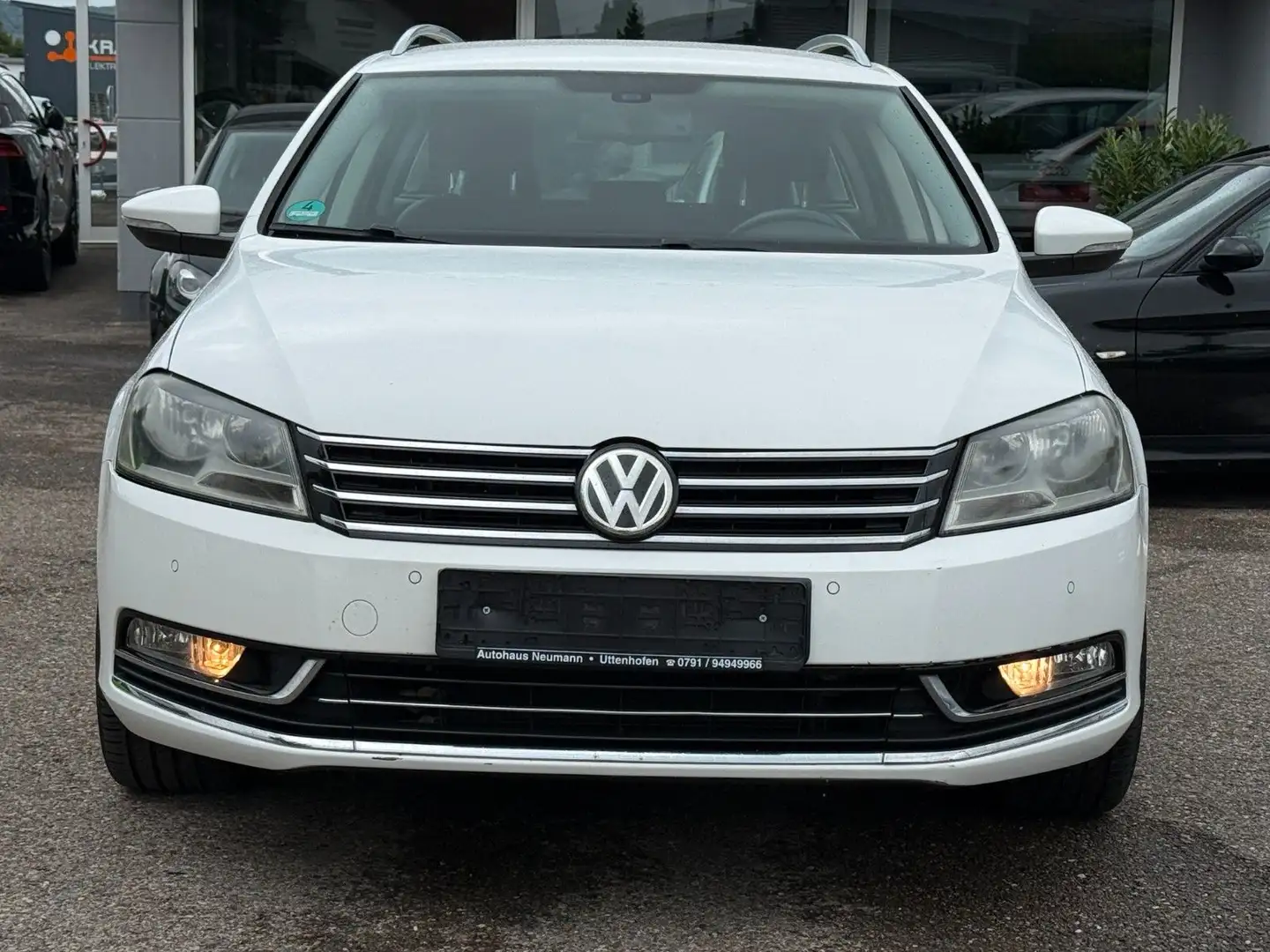 Volkswagen Passat Variant Highline-4Motion-DSG-AHK-Navi Weiß - 2