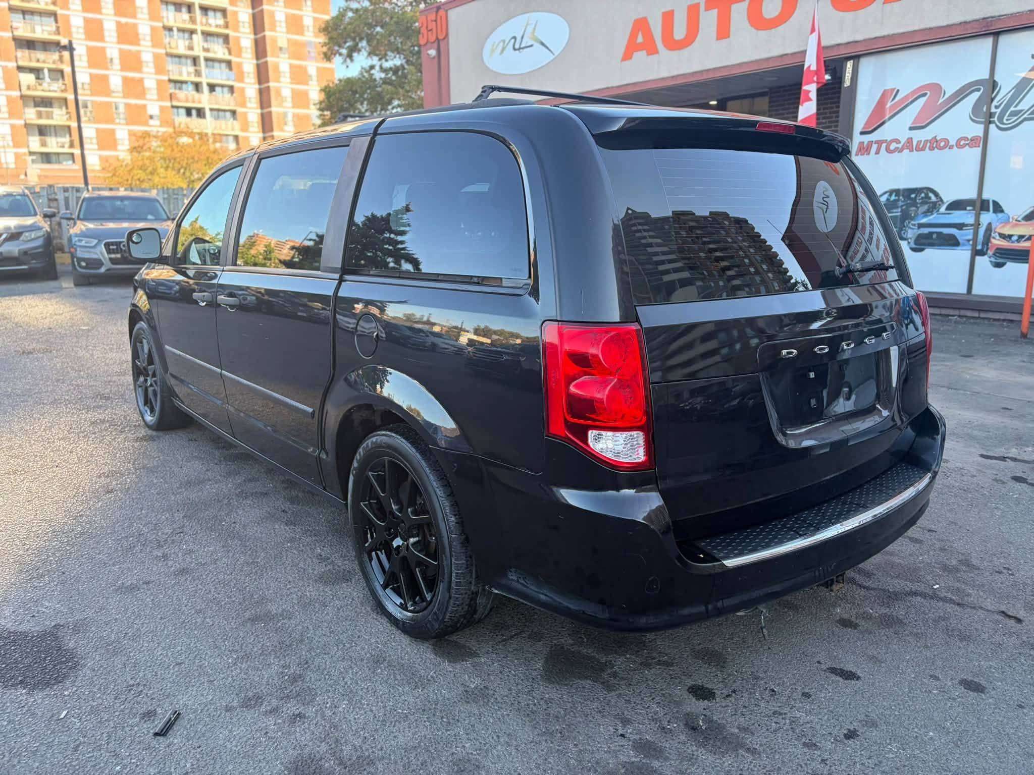 2015 Dodge Grand Caravan Passenger Van