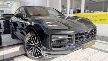 Coupe GTS Sport-Chrono MATRIX-LED Burmester PANO CARBON VOLL