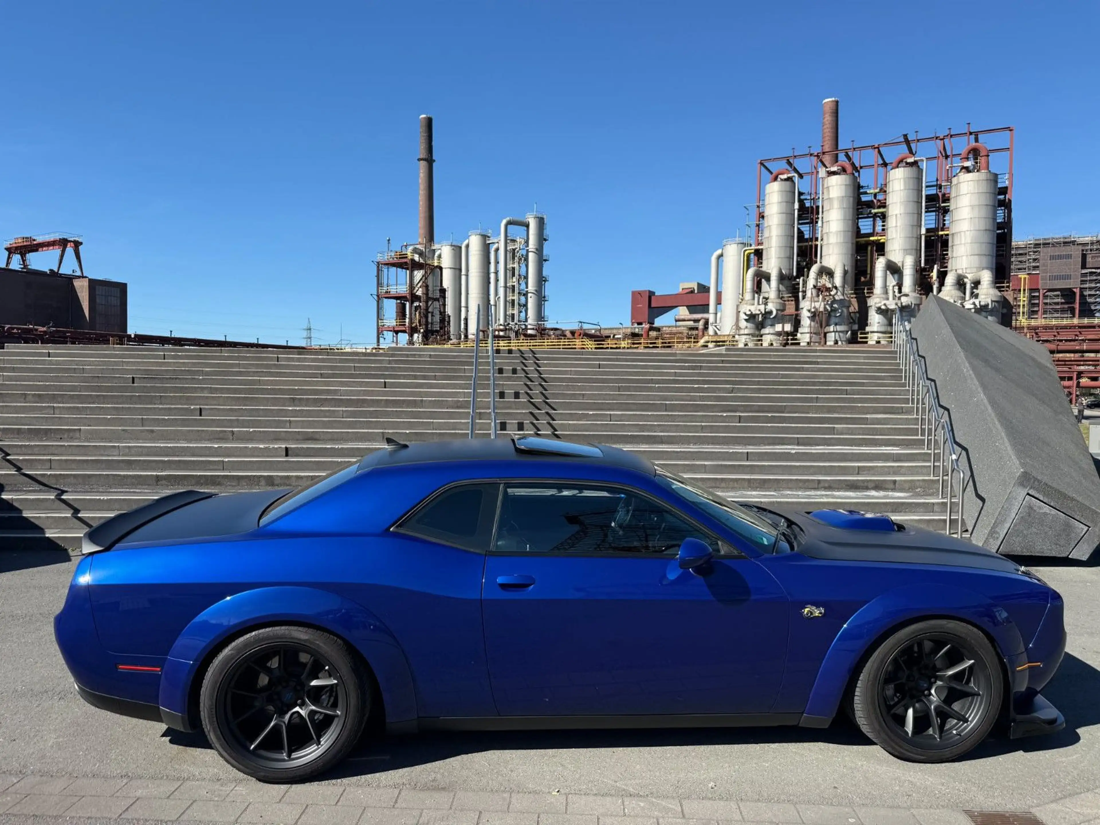 Dodge Challenger 6.4 50th Shaker SRT*SCAT*WIDE BODY* — photo 6