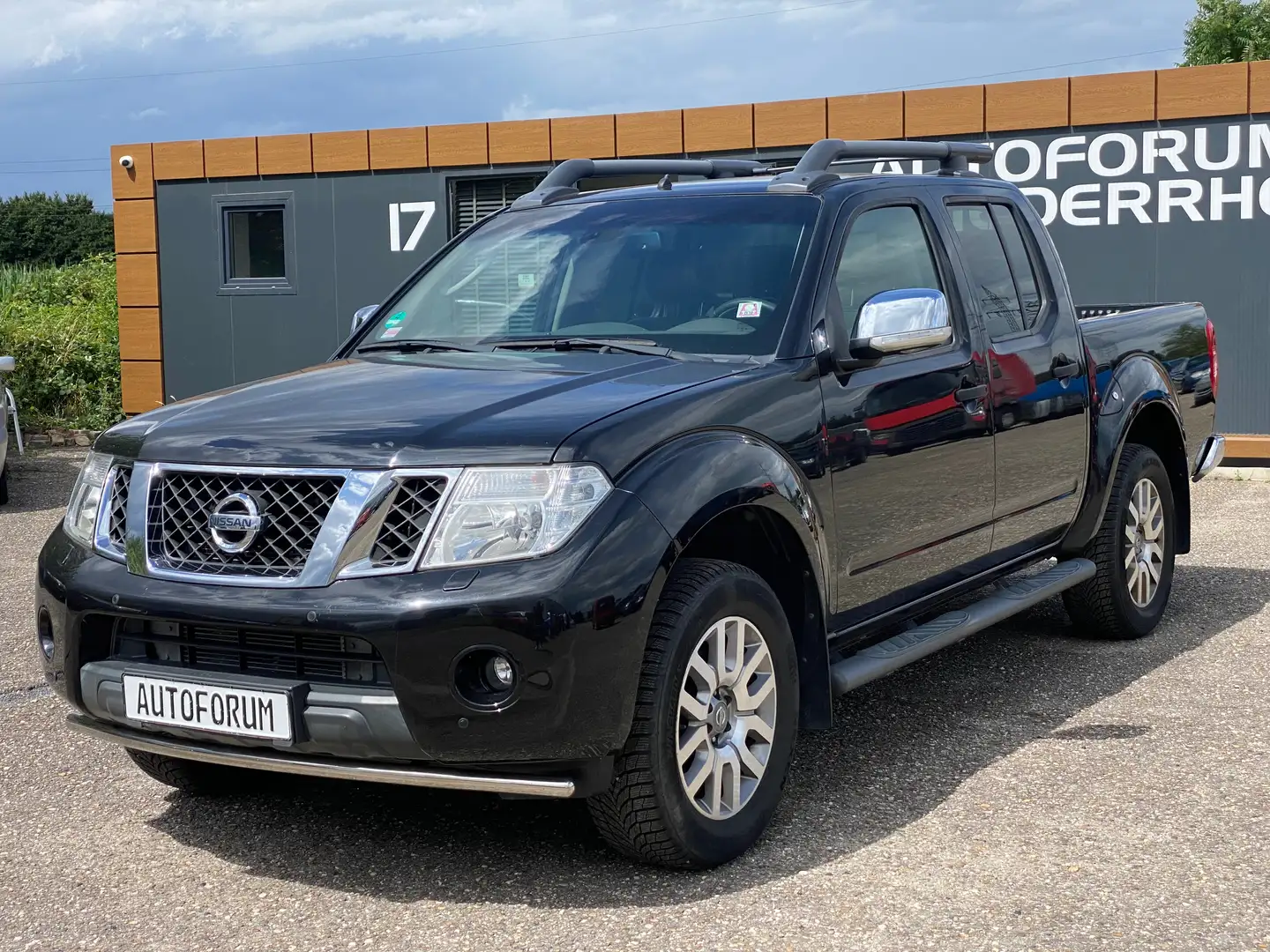 Nissan Navara Double Cab LE V6 4X4 +AUTOMATIK+ aus 1.HAND* Noir - 1