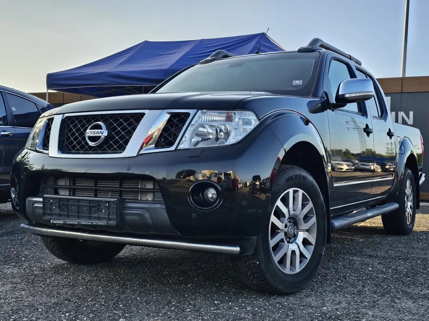 Nissan Navara Double Cab LE V6 4X4 +AUTOMATIK+ Noir - 2
