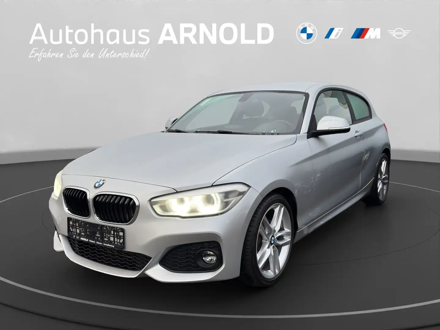 BMW 118 i 3-Türer M Sportpaket LED Navi PDC Silber - 1