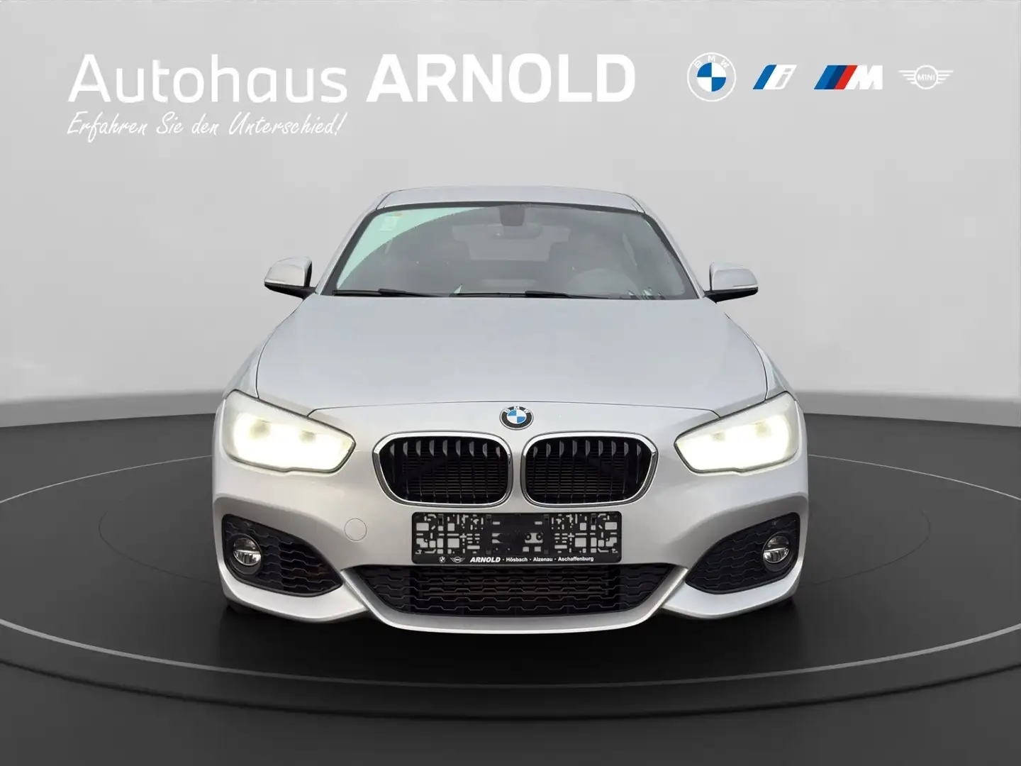 BMW 118 i 3-Türer M Sportpaket LED Navi PDC Silber - 2