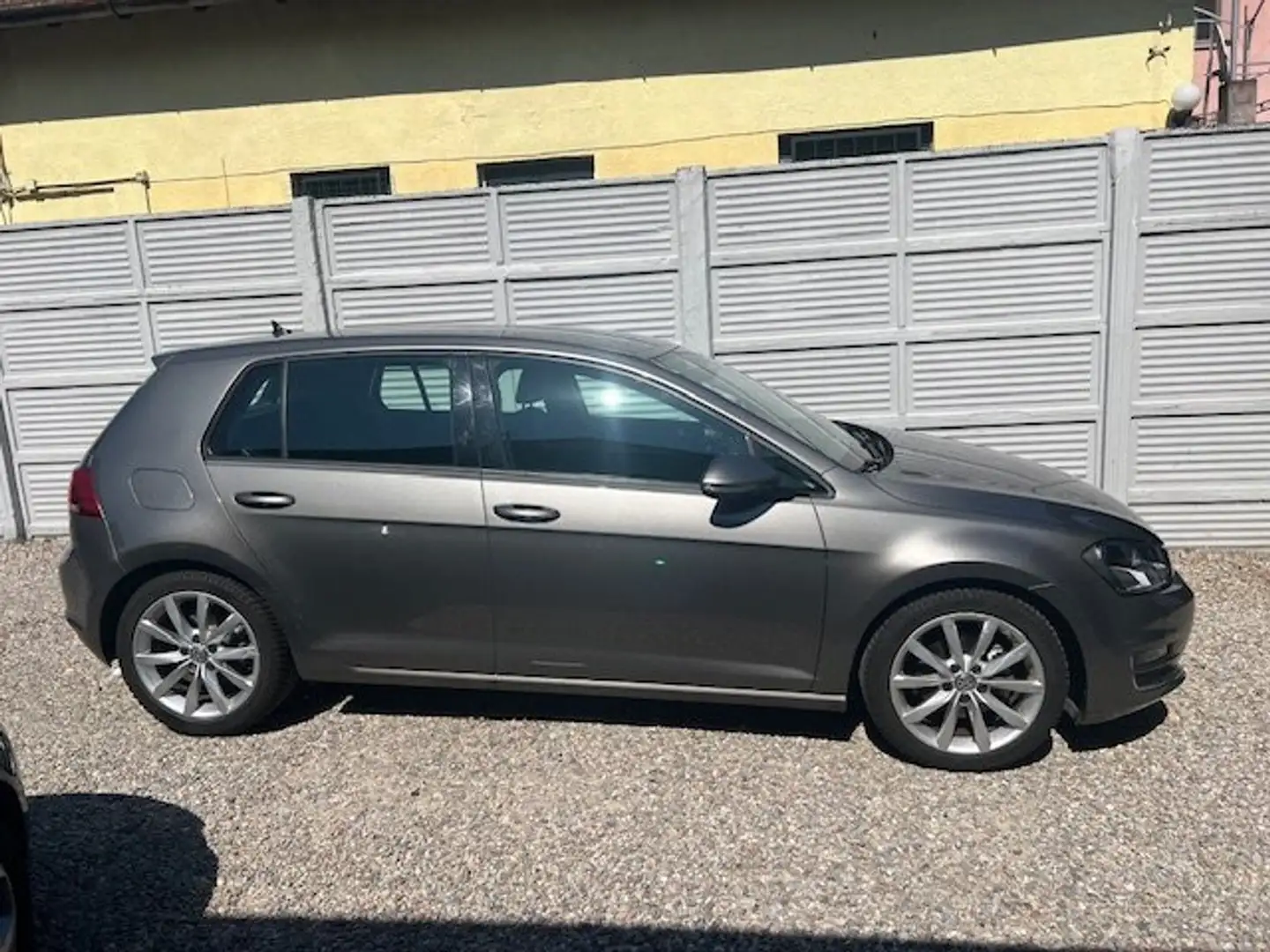 Volkswagen Golf Golf VII 2013 5p 1.4 tsi Highline 125cv dsg Grigio - 2