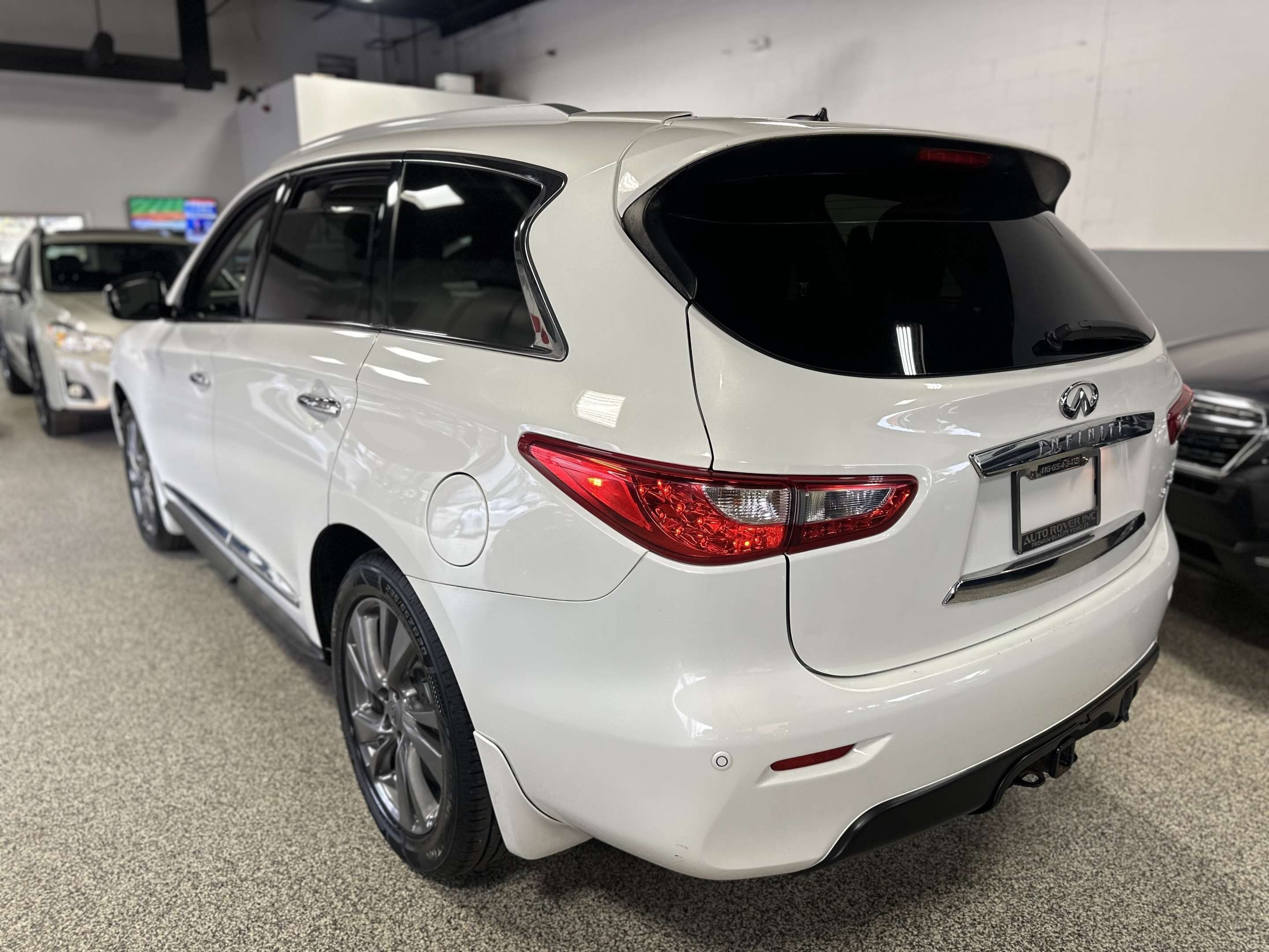 2013 Infiniti JX35 AWD/VENTILATED SEATS/NAVIGATION/REVERSE CAMERA/SUN — снимка 1