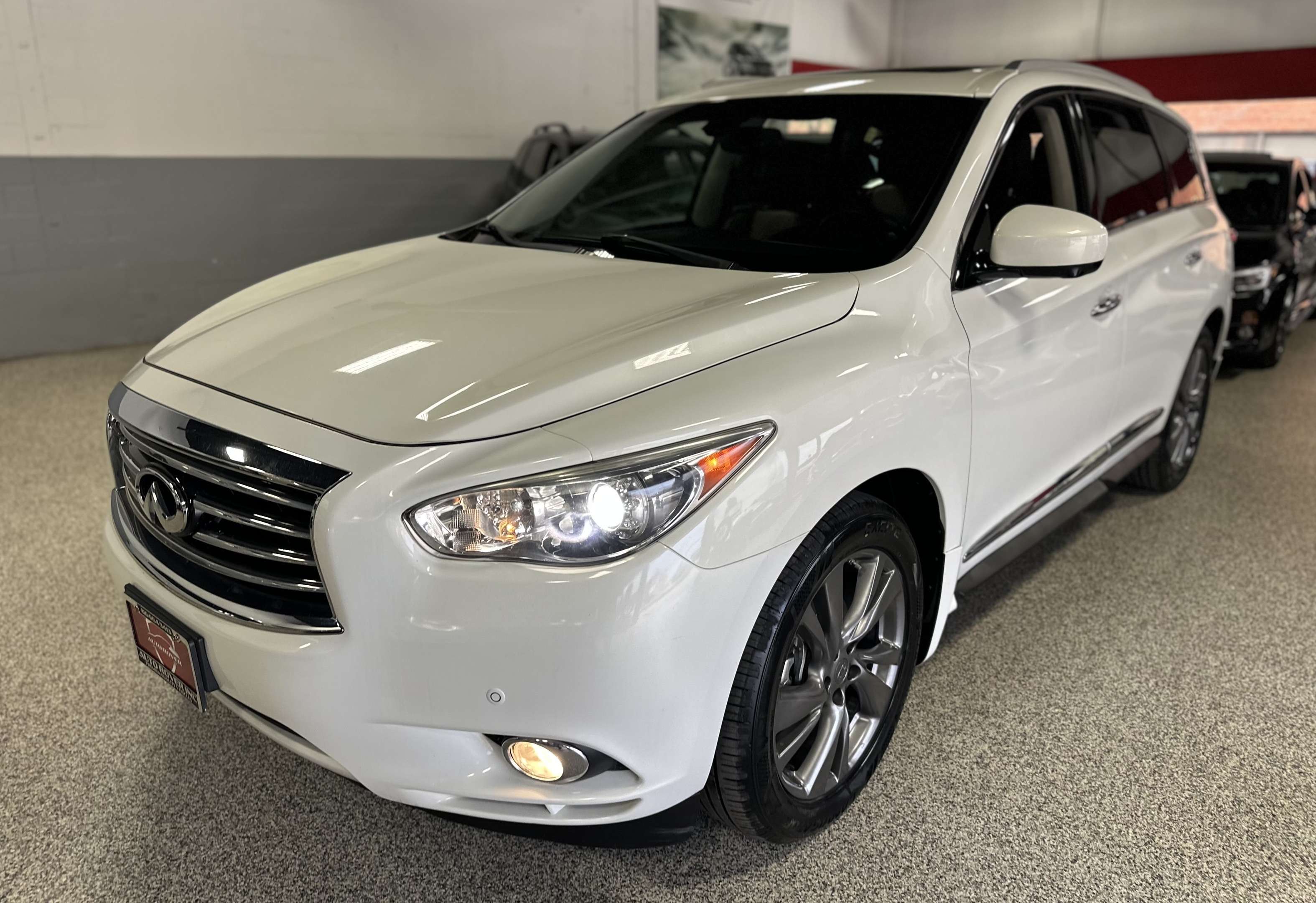 2013 Infiniti JX35 AWD/VENTILATED SEATS/NAVIGATION/REVERSE CAMERA/SUN — снимка 1