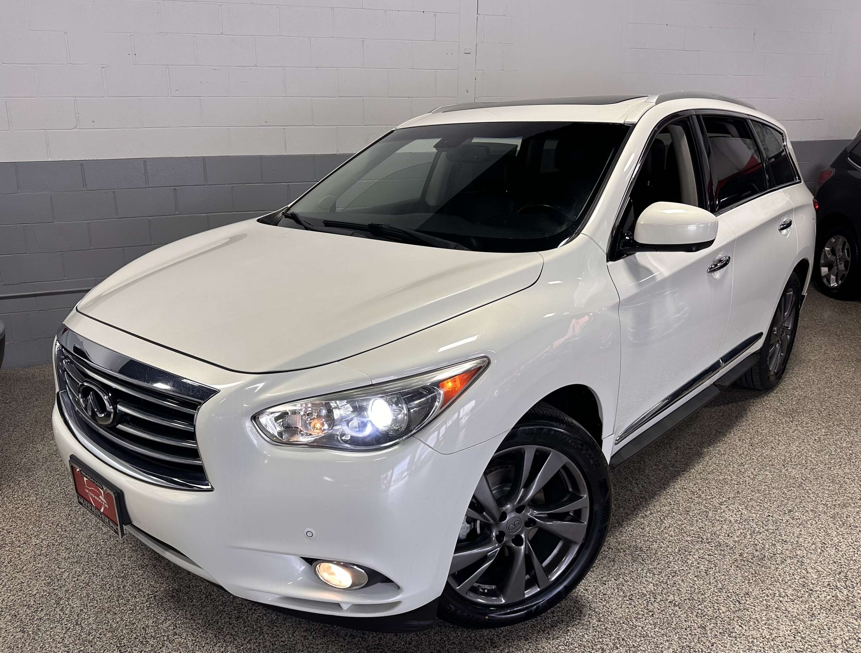 2013 Infiniti JX35 AWD/VENTILATED SEATS/NAVIGATION/REVERSE CAMERA/SUN