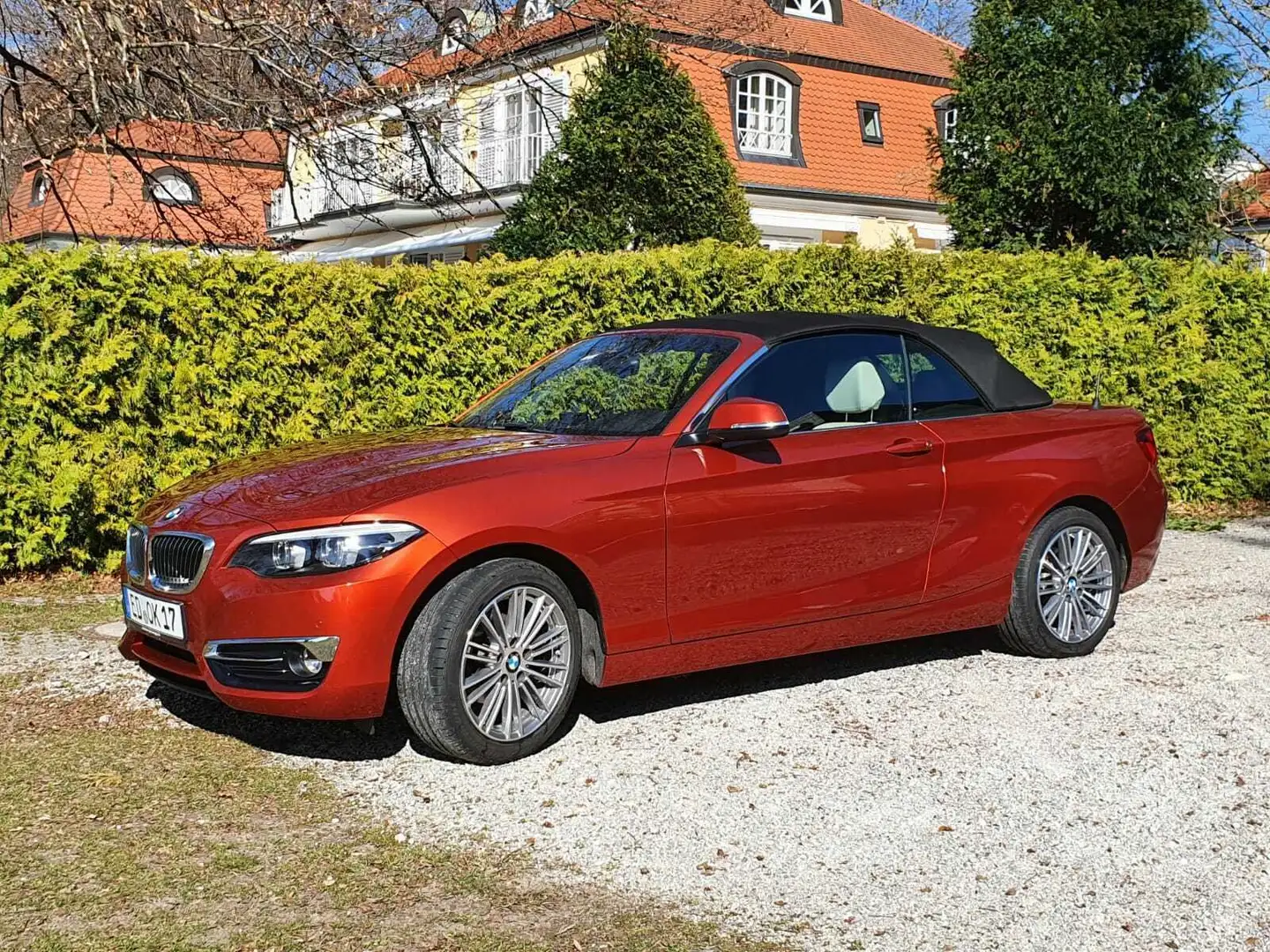 BMW 218 218d Orange - 1