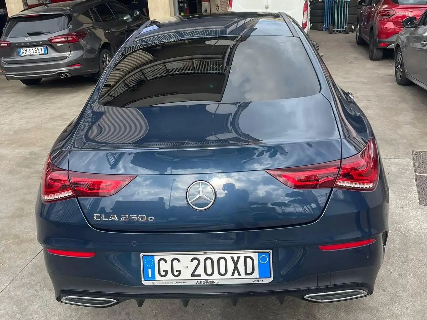 Mercedes-Benz CLA 250 CLA Coupe 250 e phev (eq-power) Premium auto Albastru - 1