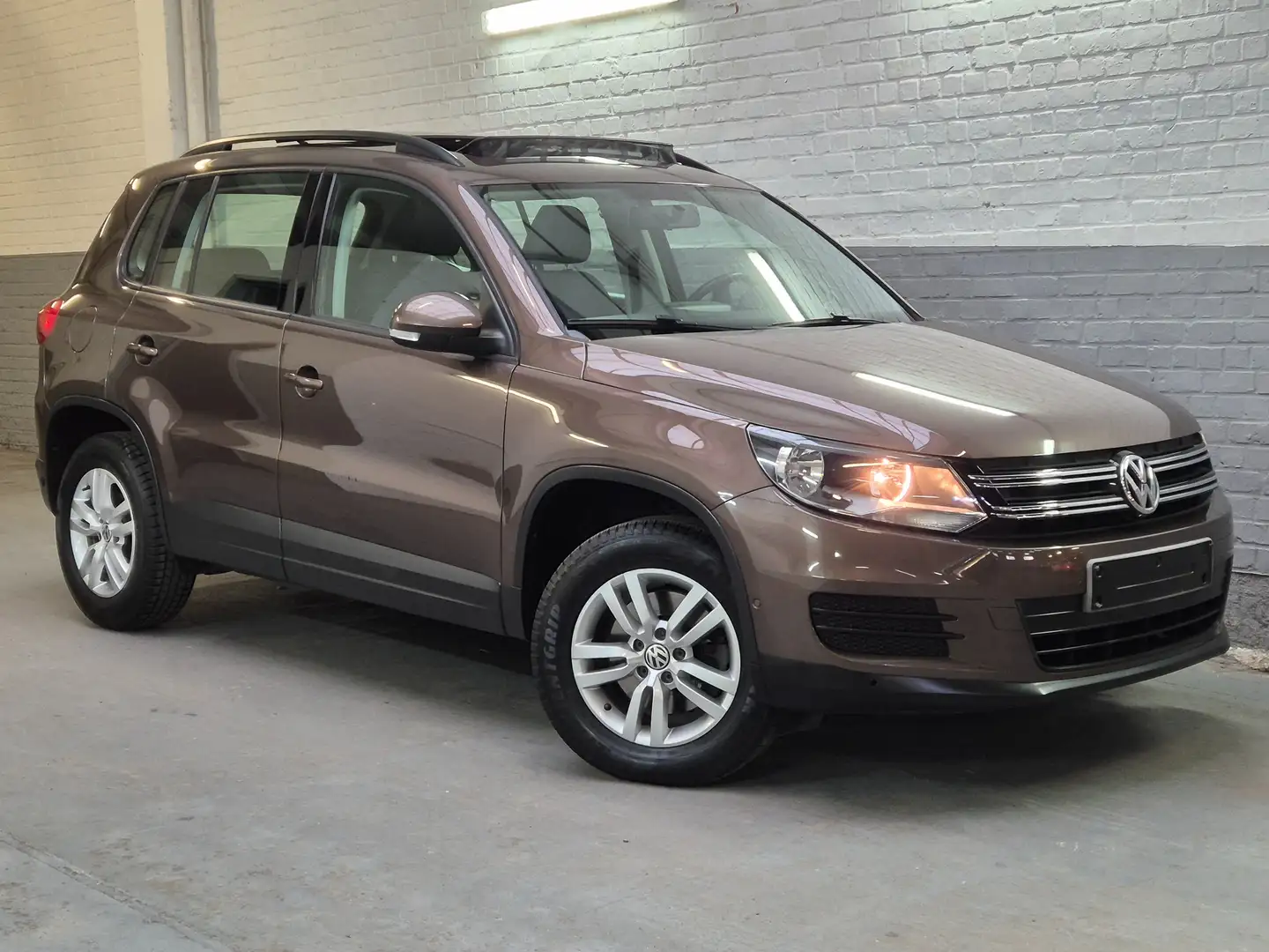 Volkswagen Tiguan 1.4 TSI - 1 PROP.-TOIT PANO.-TOP ETAT-GARANTIE Bruin - 1