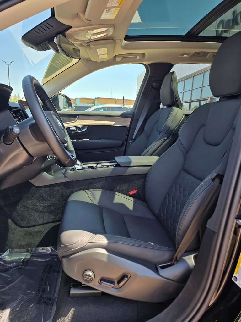 2026 Volvo XC90 UP TO *5YR/UNLIMITED KM WARRANTY... thumb 26