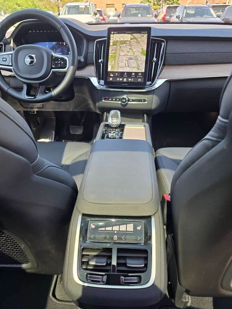 2026 Volvo XC90 UP TO *5YR/UNLIMITED KM WARRANTY... thumb 23
