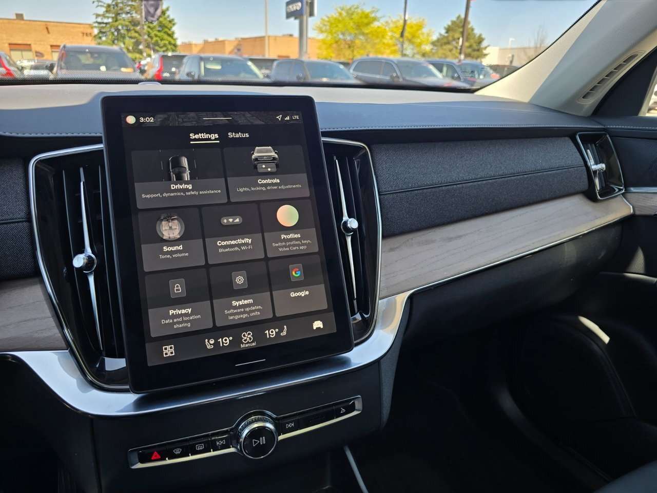 2026 Volvo XC90 UP TO *5YR/UNLIMITED KM WARRANTY... thumb 30