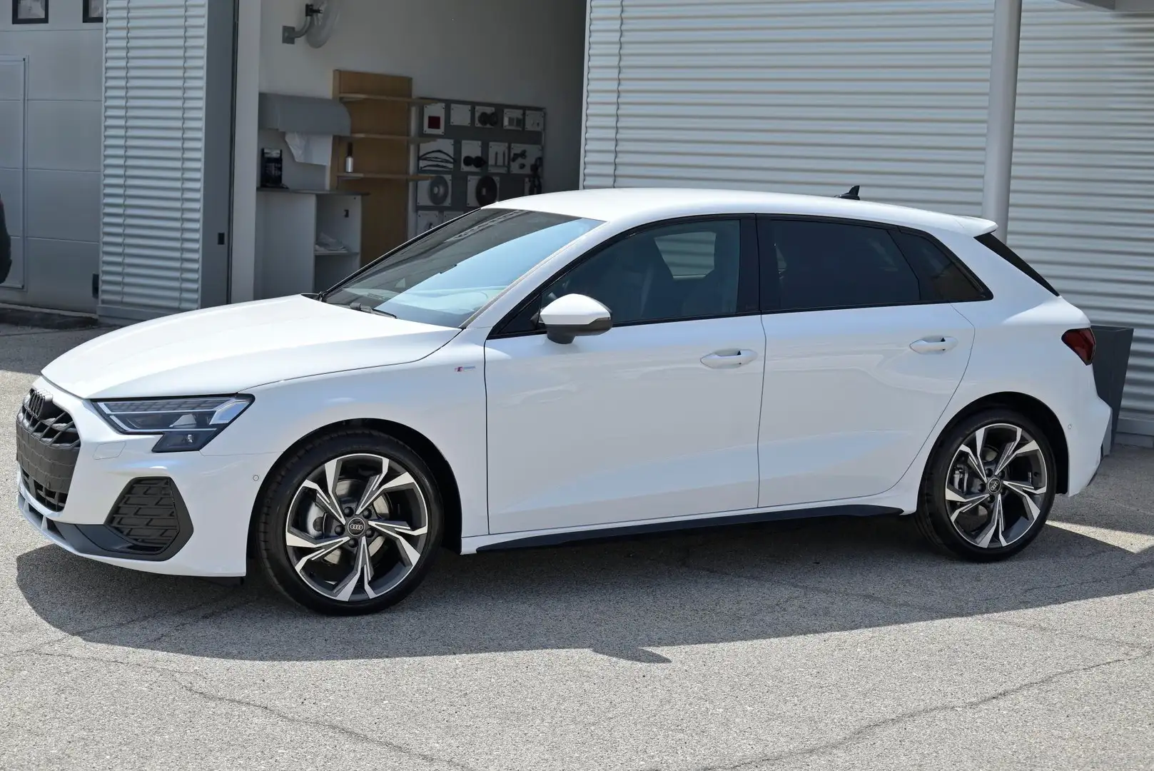 Audi A3 Sportback 2.0 (35) Tdi 150cv S-tr. S-line edition Blanco - 2