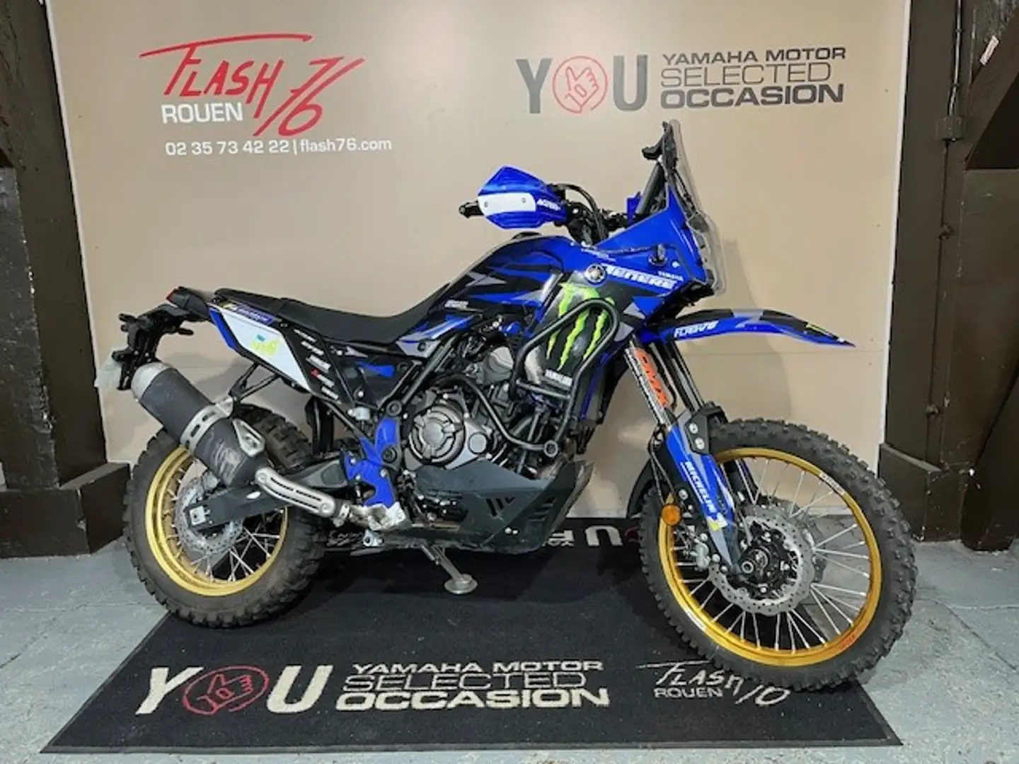 Yamaha Blau - 1