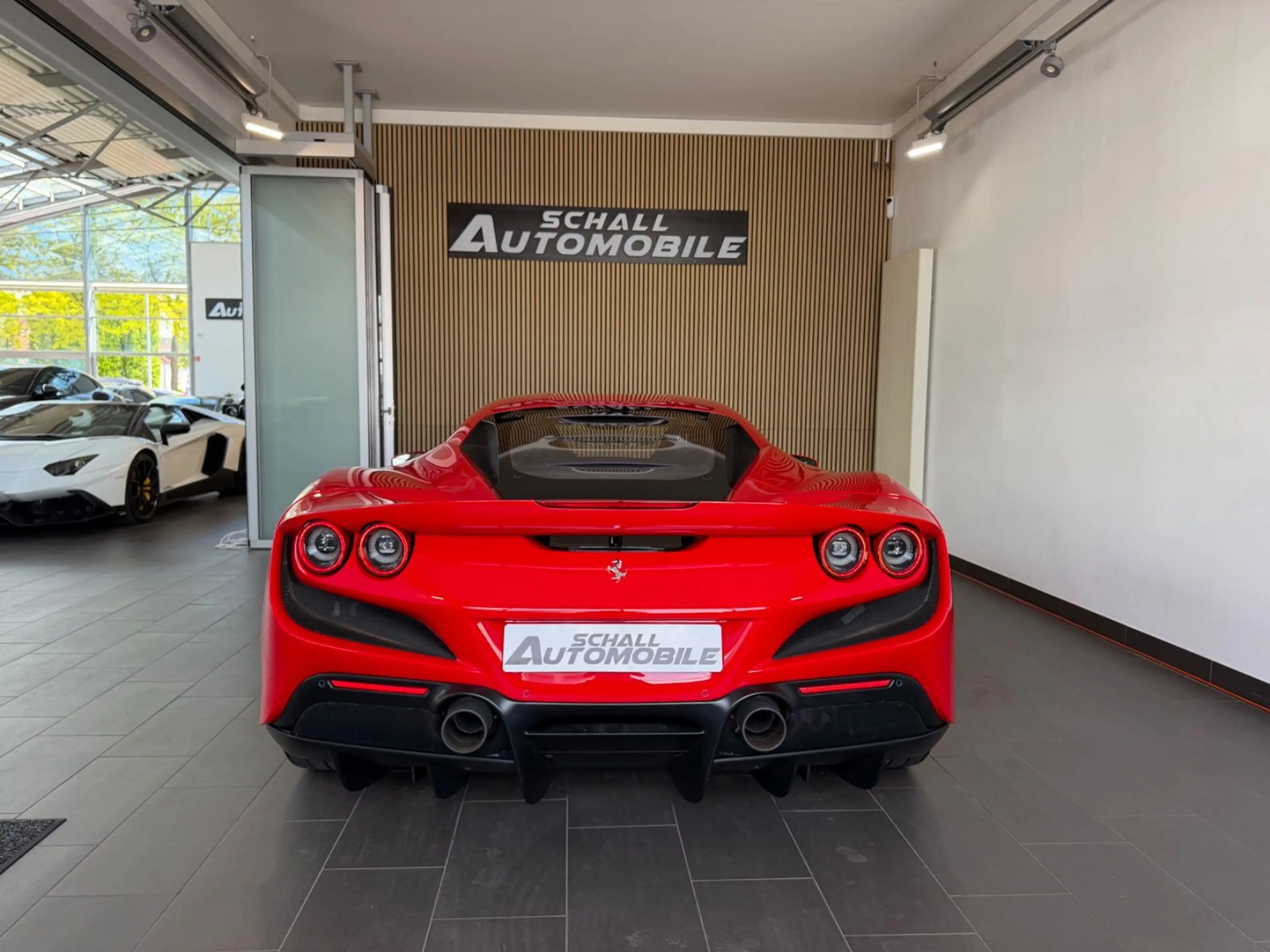 Ferrari F8 Tributo LIFT/CARBON/RACING-SEAT/DISPLAY/HIFI — photo 7