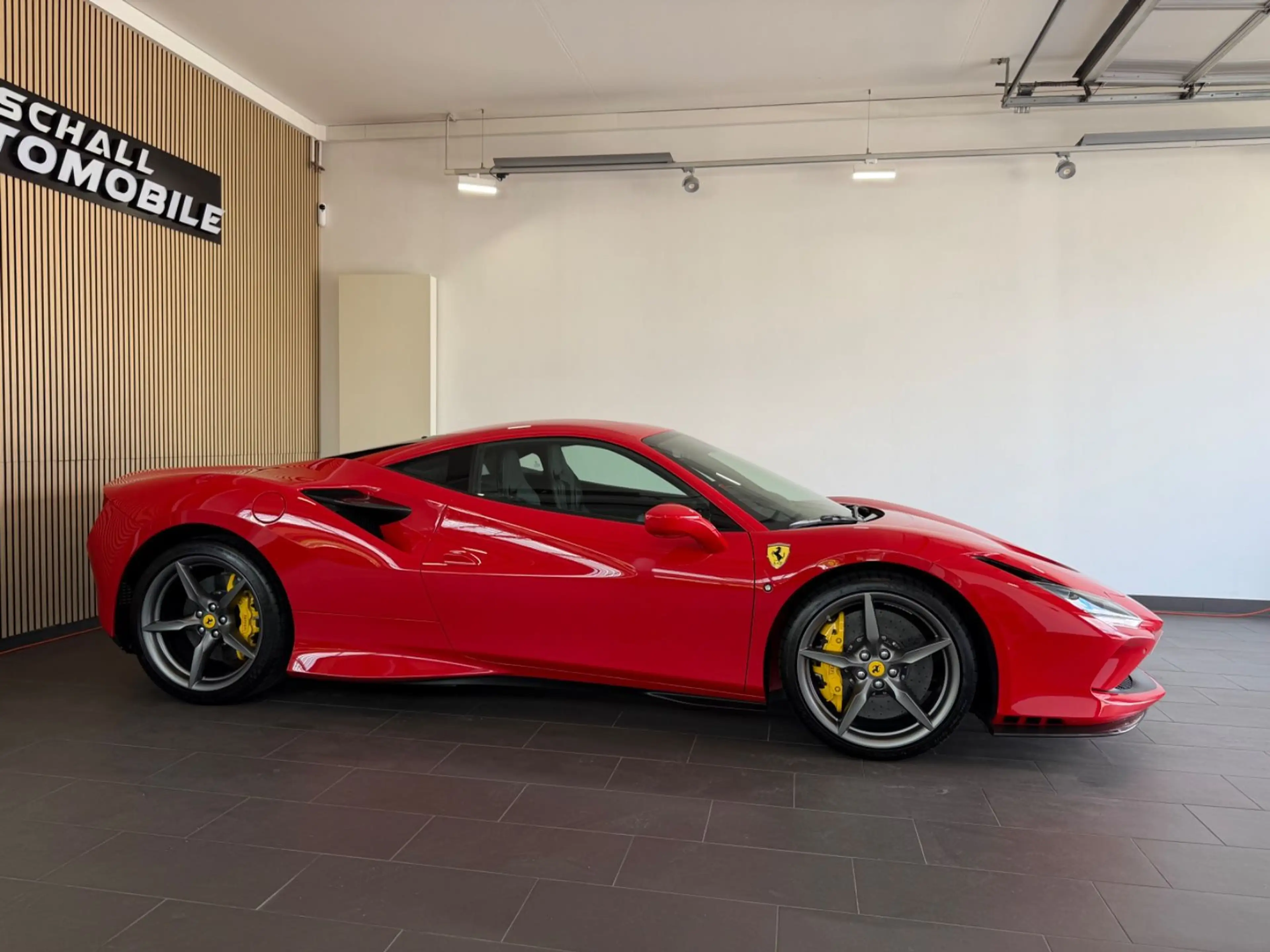 Ferrari F8 Tributo LIFT/CARBON/RACING-SEAT/DISPLAY/HIFI — photo 4