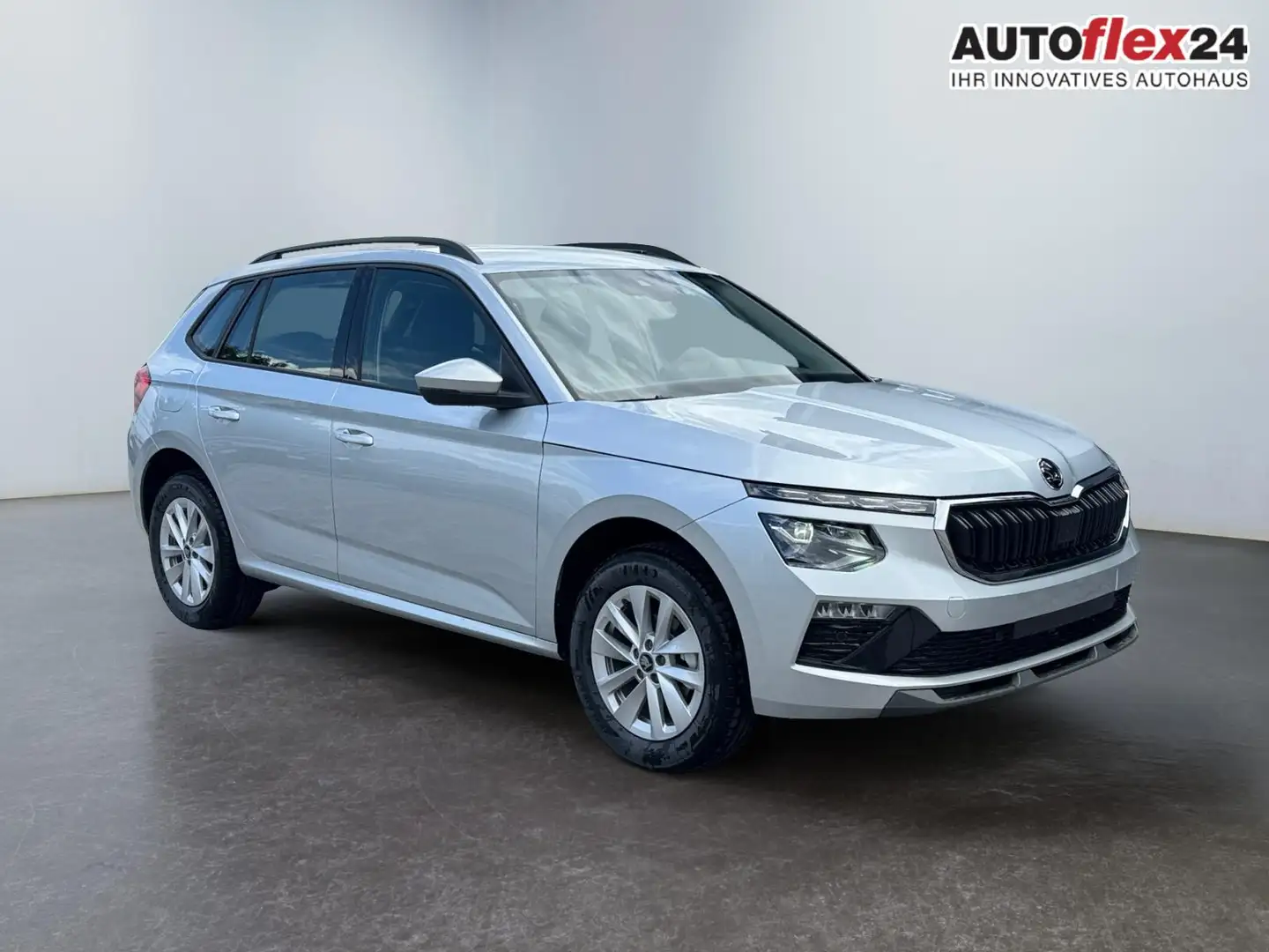 Skoda Kamiq 1,0 TSI Drive Plus DSG Kam ViCo 2xPDC SHZ Matri... Silber - 1