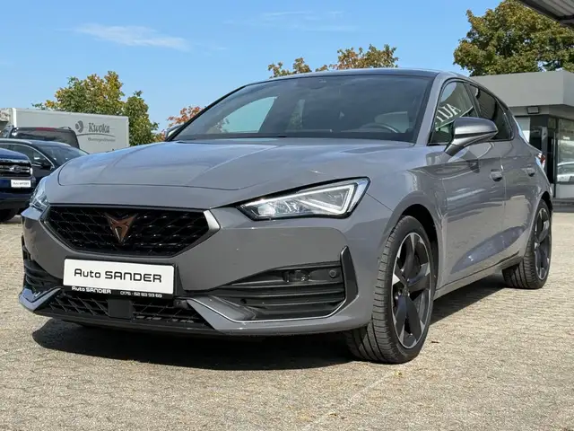 CUPRA Leon 1.5eTSi DSG Pano Virtual