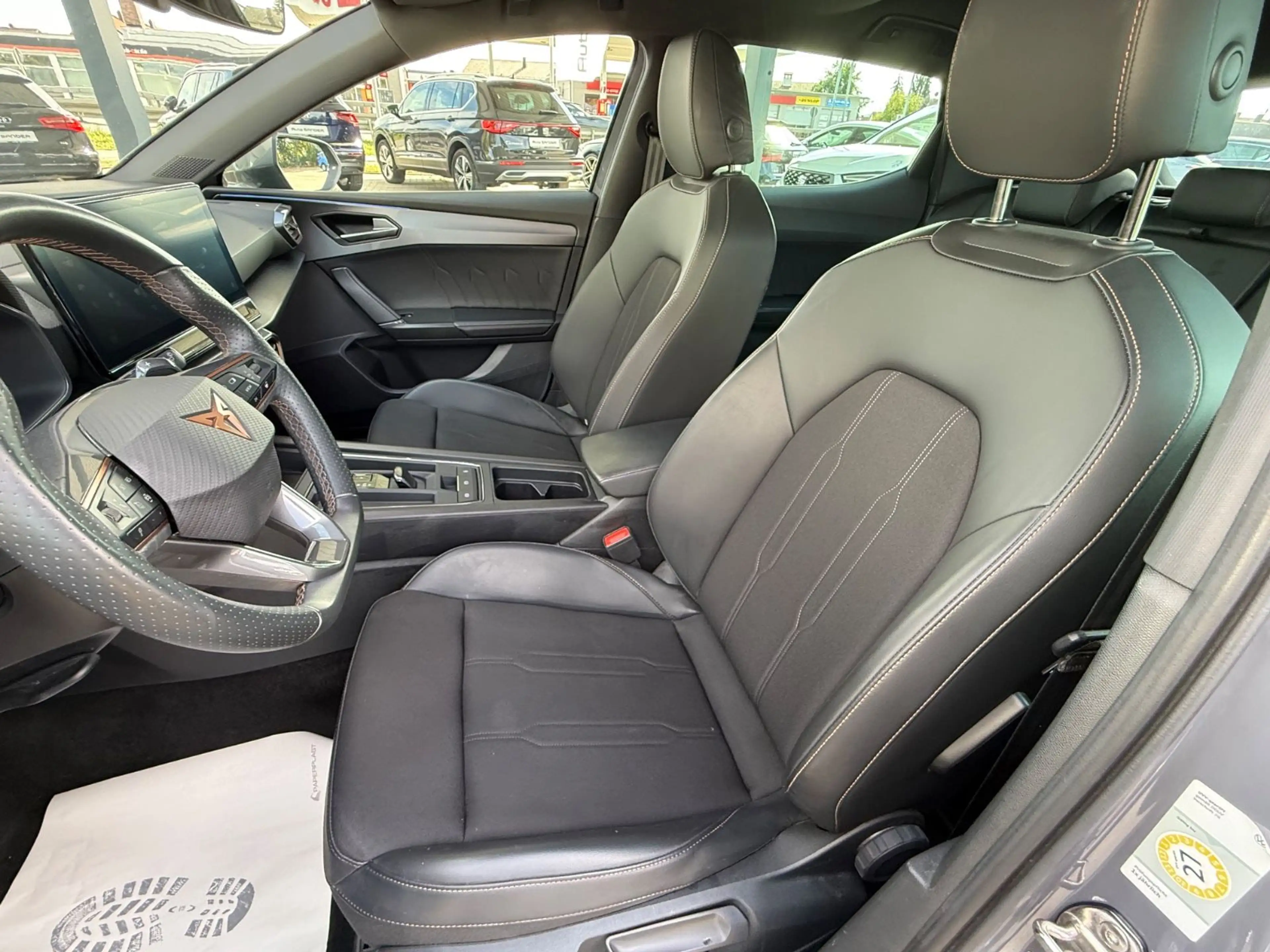 CUPRA Leon 1.5eTSi DSG Pano Virtual — photo 8