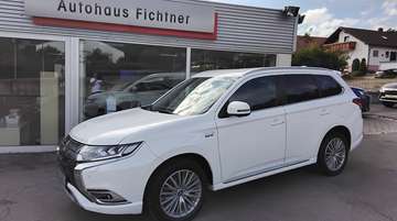 Outlander Plug-in Hybrid Intro 2.4 MIVEC 4WD
