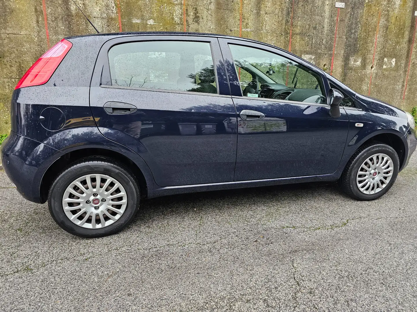 Fiat Punto Punto III 2016 5p 1.4 natural power Lounge 70cv E6 - 1