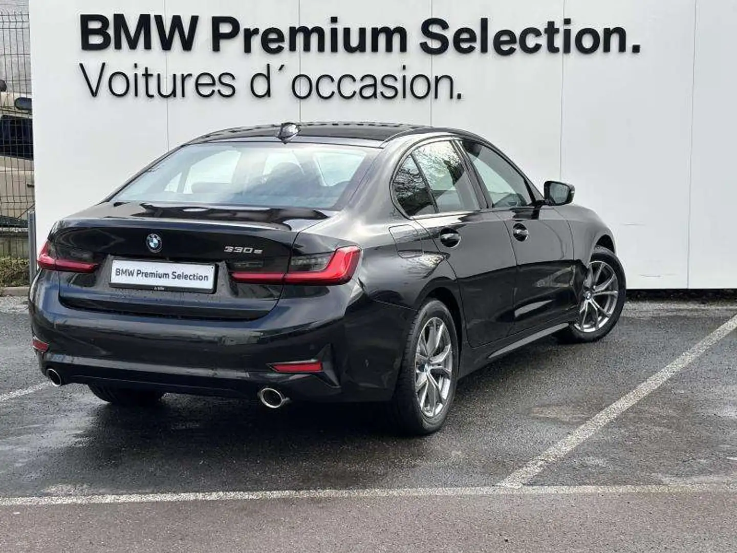 BMW 330 e Berline Sport Line Noir - 2