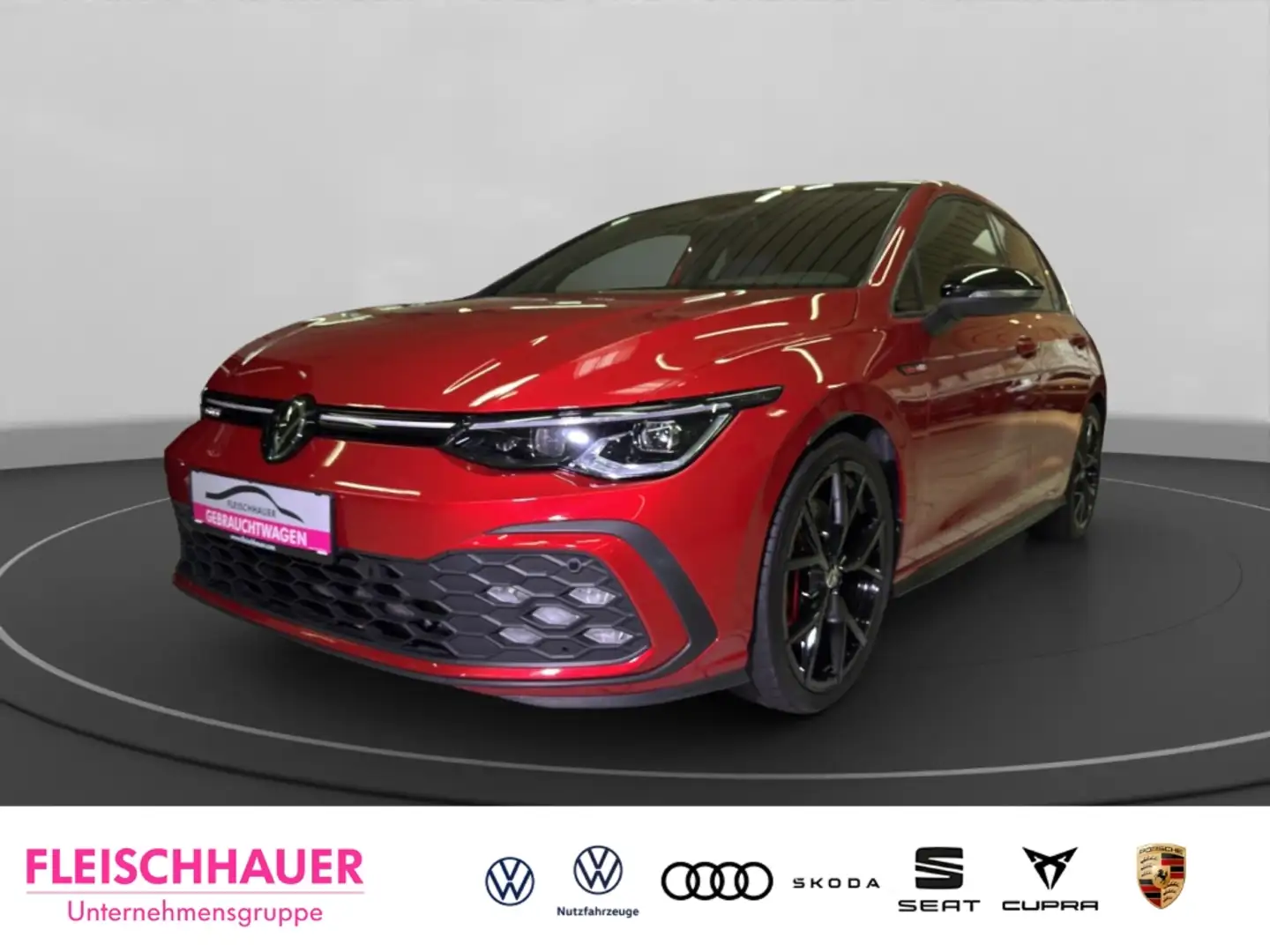 Volkswagen Golf GTI VIII 2.0 TSI MATRIX+PANO+HUD+ACC+NAVI+RFK+SHZ+DAB Rot - 1