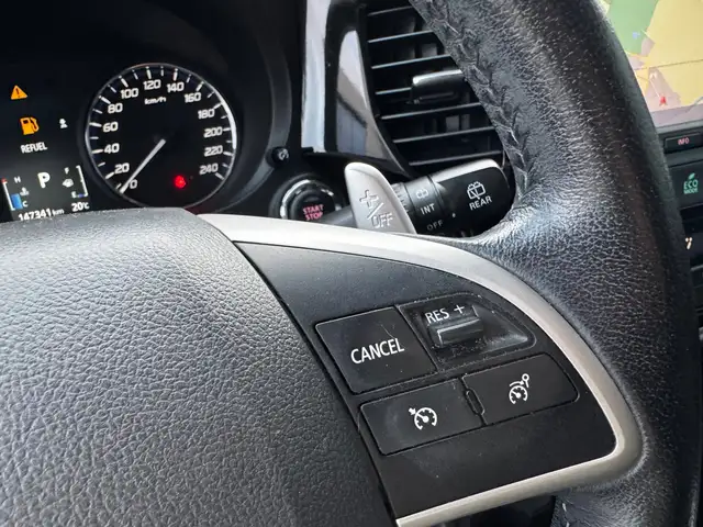 Mitsubishi Outlander view 22