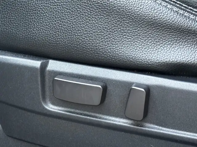 Mitsubishi Outlander view 26