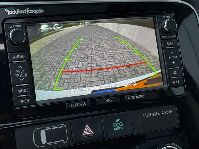 Mitsubishi Outlander view 10