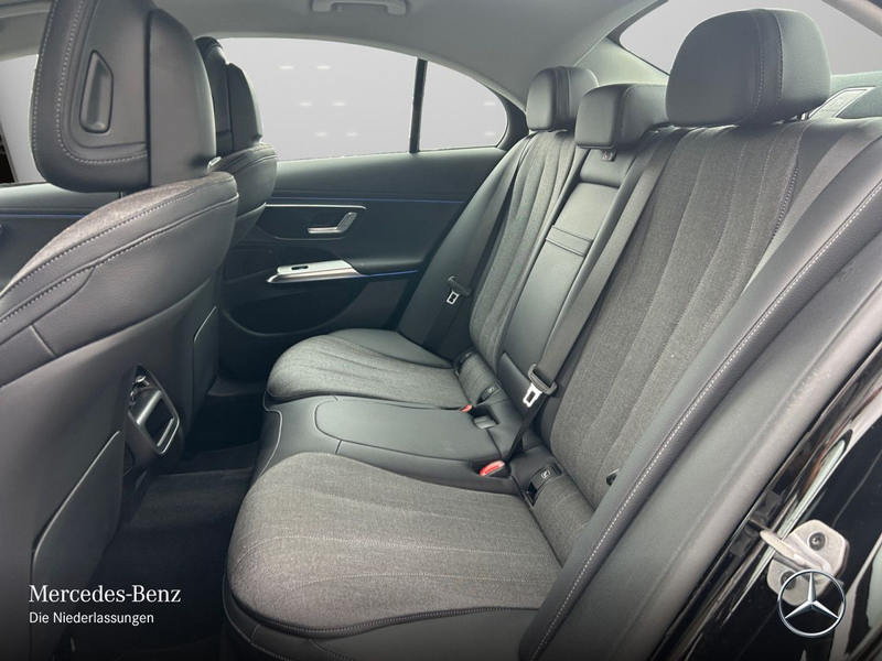 Mercedes-Benz E 220 d Avantgarde WideScreen Distr+ LED Kamera 9G — photo 12