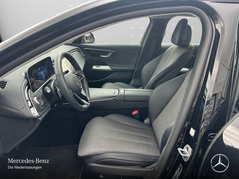 Mercedes-Benz E 220 d Avantgarde WideScreen Distr+ LED Kamera 9G — photo 11