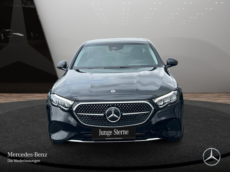 Mercedes-Benz E 220 d Avantgarde WideScreen Distr+ LED Kamera 9G — photo 3