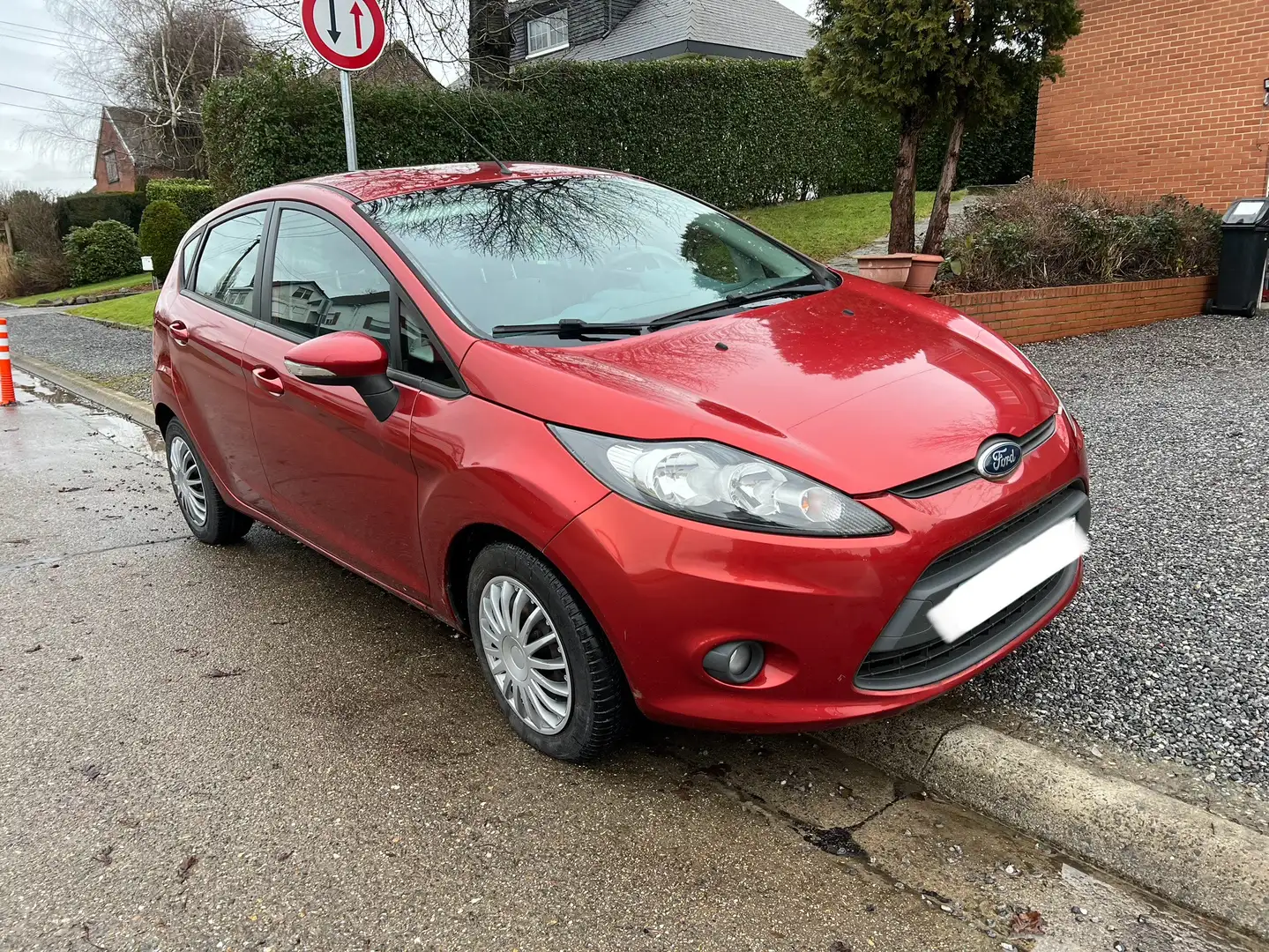 Ford Fiesta 1.6 TDCi Titanium DPF Rood - 1