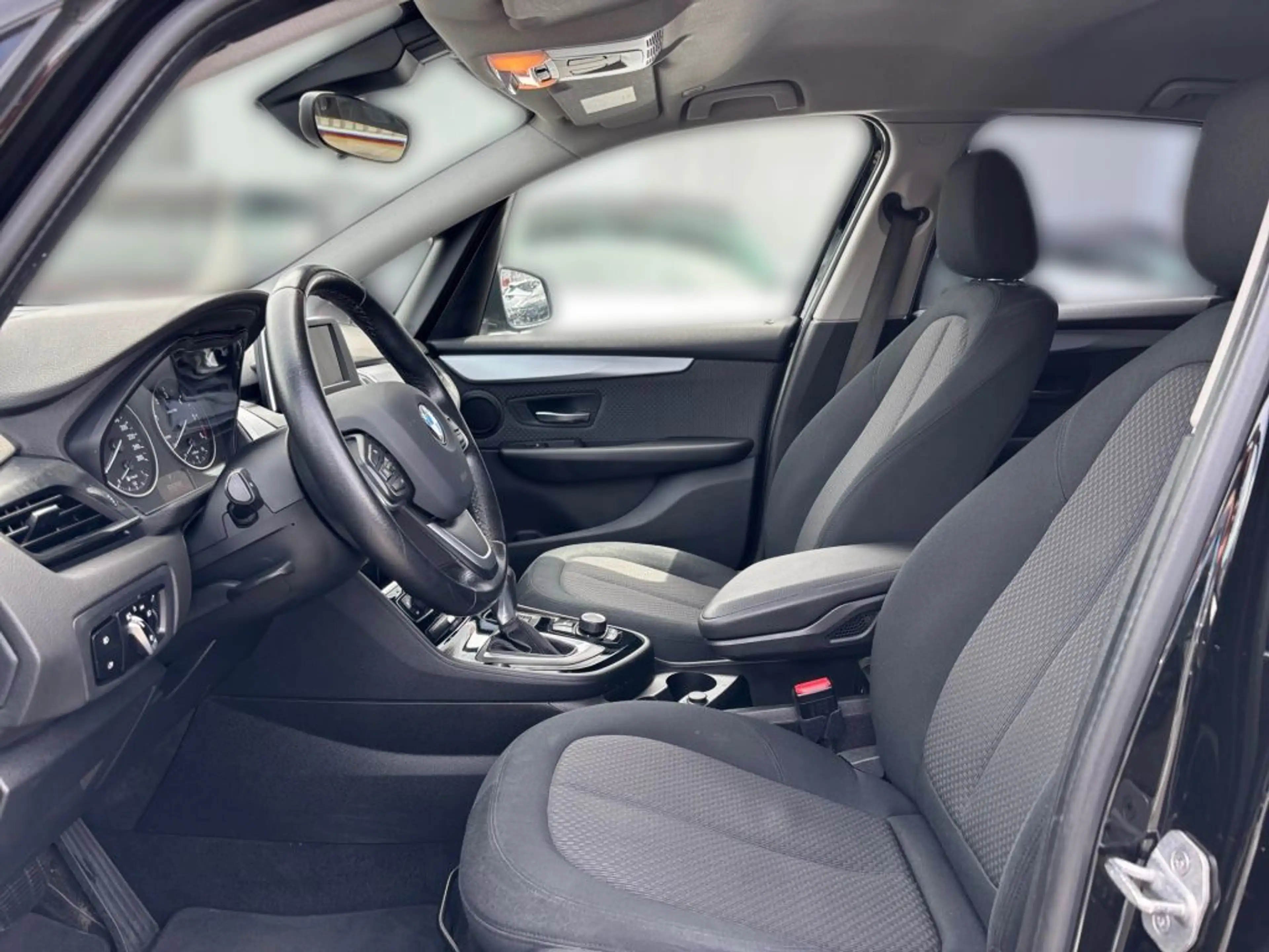 BMW 220 220d Active Tourer Aut. Advantage — photo 7