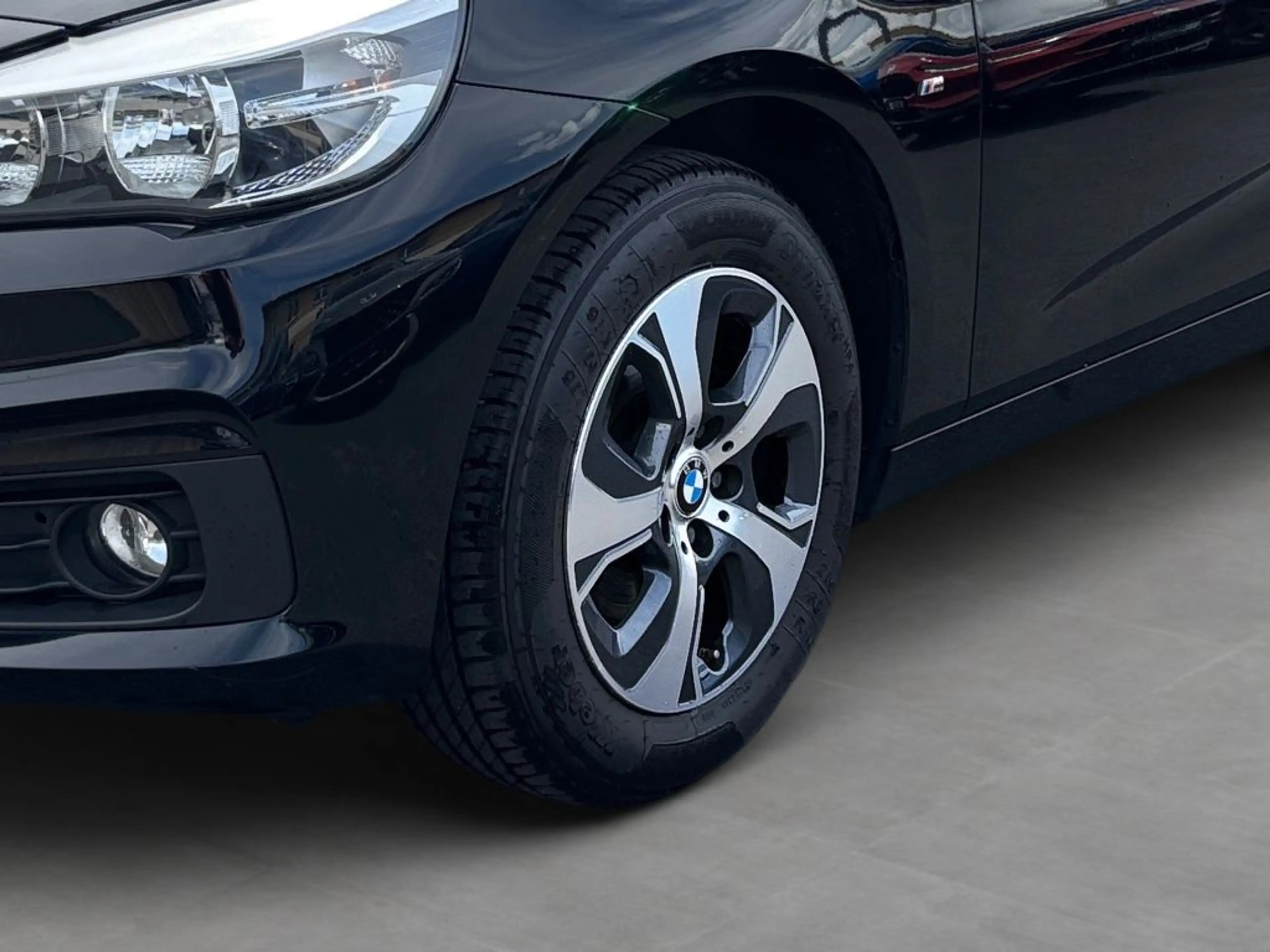 BMW 220 220d Active Tourer Aut. Advantage — photo 6