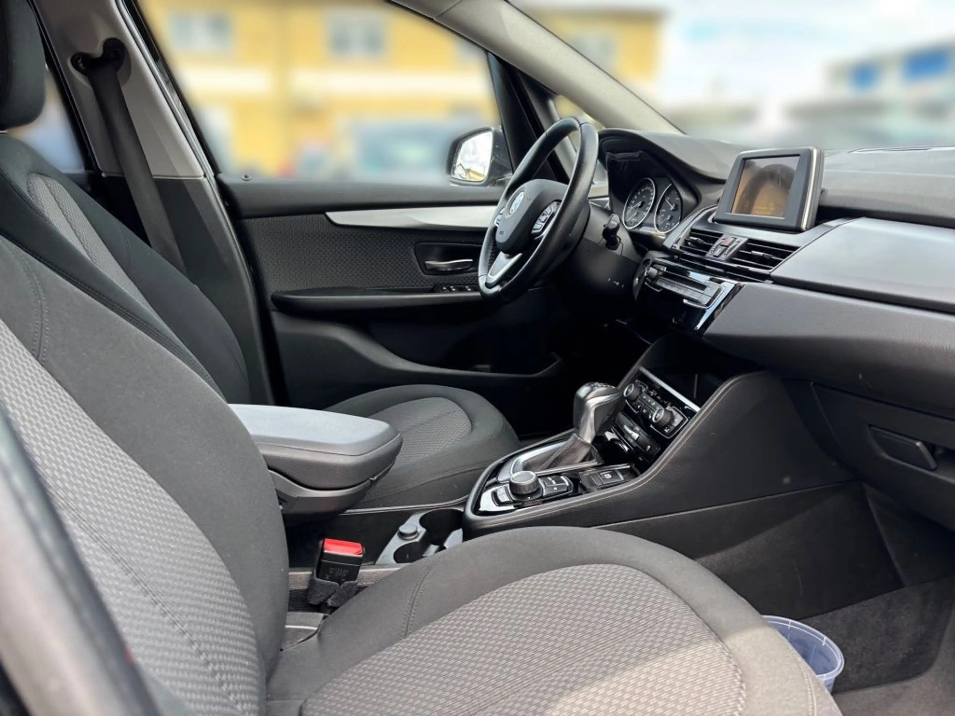 BMW 220 220d Active Tourer Aut. Advantage — photo 14