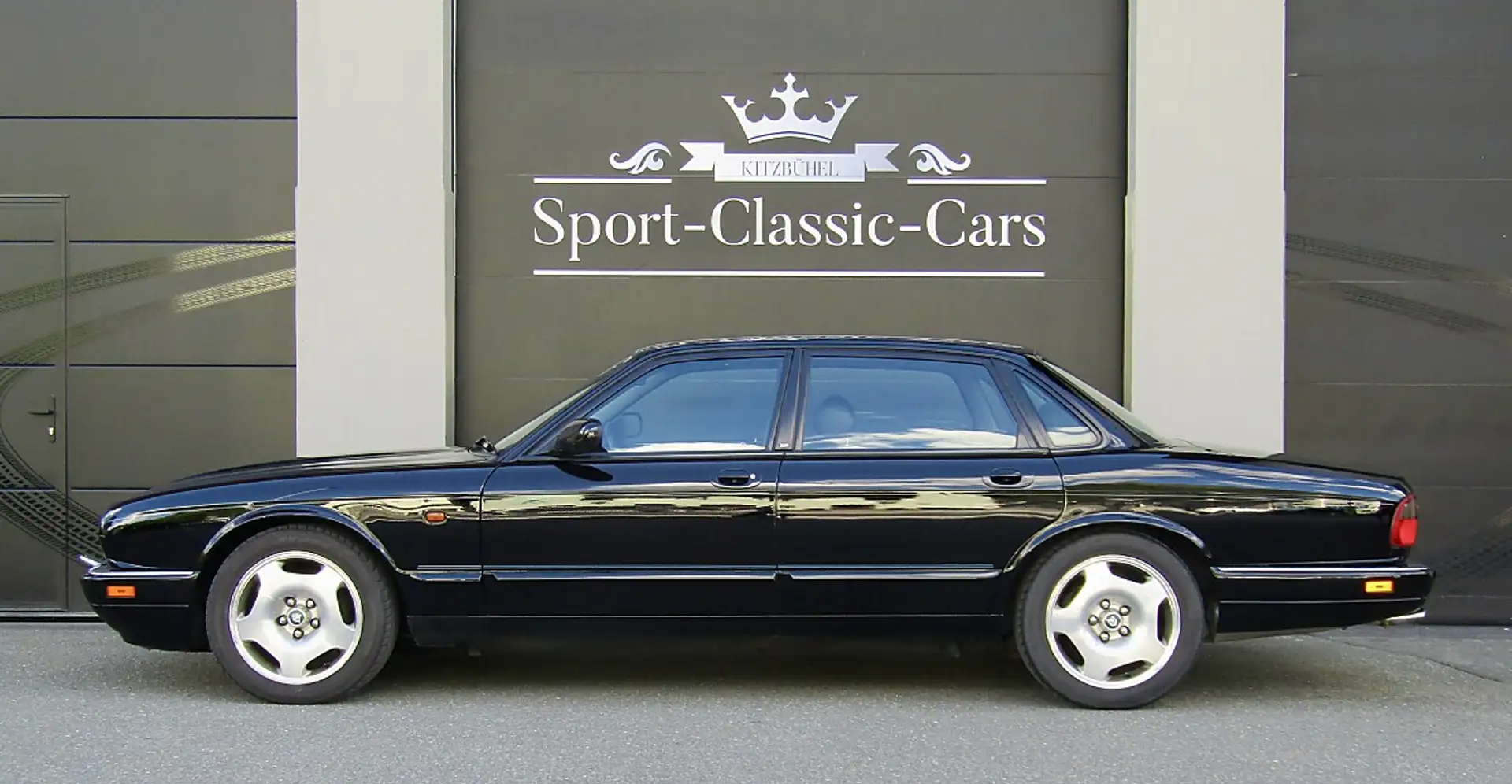 Jaguar XJ R Einzigartig ''Schaltgetriebe'' 1. Besitz Schwarz - 1
